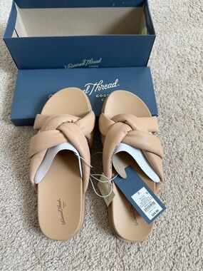 Nwt Universal Thread Nude Tan Knotted Slide Sandals Womens